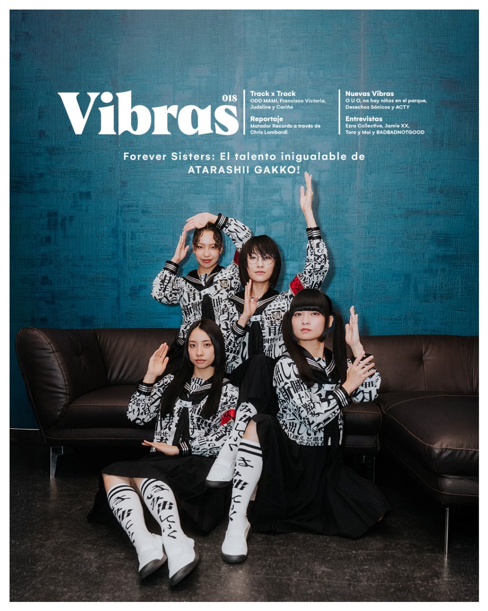cdmx_calling's tweet photo. @japanleaders en la portada de la revista Vibras, dieron una entrevista antes de salir al escenario del Pepsi Center. Contaron  de cómo se preparan para los shows y de lo que esperaban de su presentación en 🇲🇽 
https://t.co/C0KADI5rrK

#ATARASHIIGAKKO   #新しい学校のリーダーズ https://t.co/Scb8yAbNnl