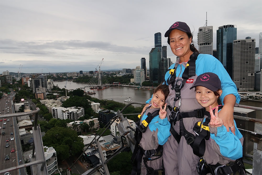 Hit the heights and make incredible memories this summer school holiday on a Story Bridge Adventure Climb, with adults at kids prices when accompanying children! mustdobrisbane.com/whats-on-whats…