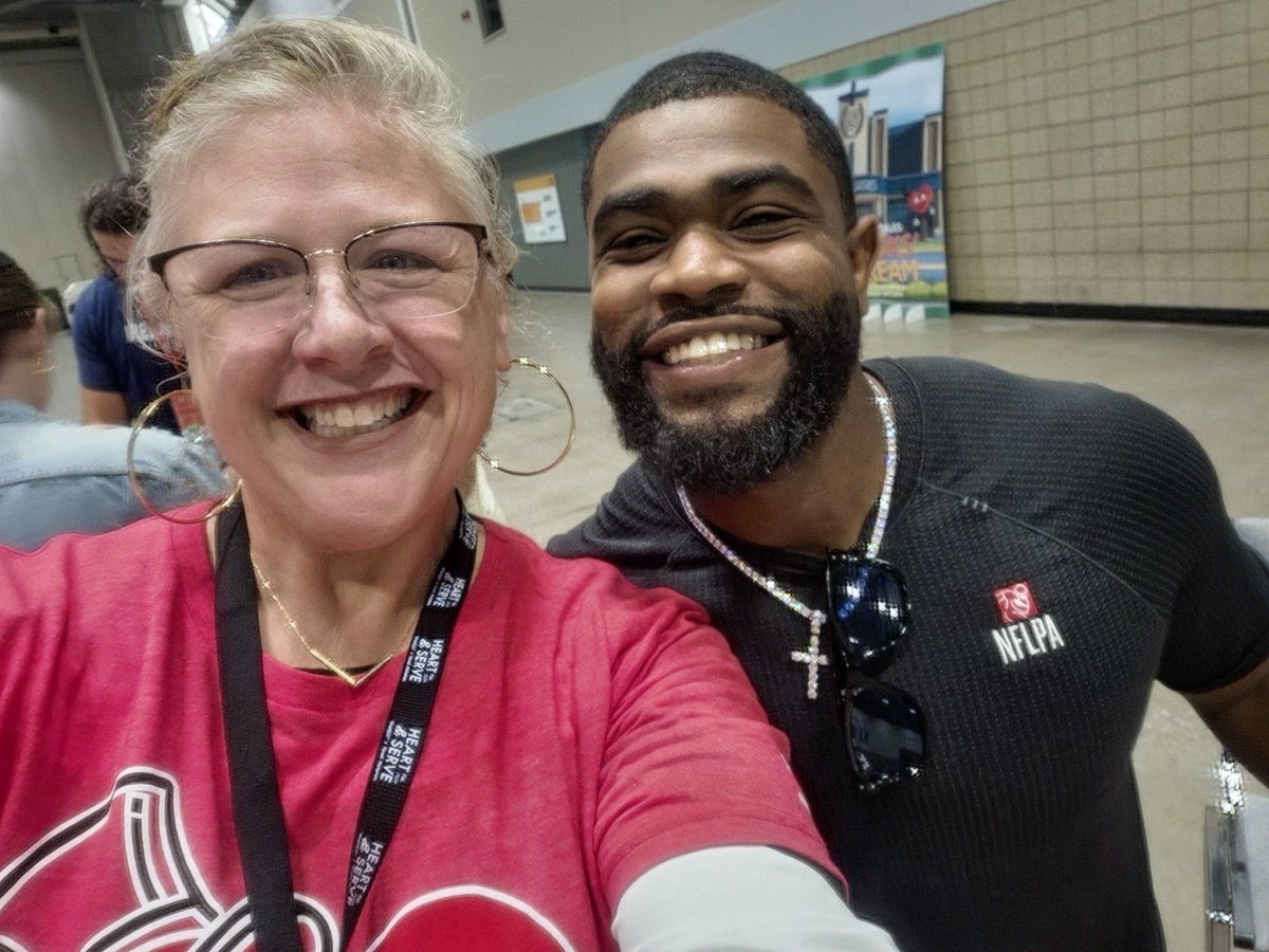 MainStreetKate's tweet photo. @Clydro_22 @Clydro_22 You have been one of my absolute favorites since coming to KC. You will be so very missed! Thank you for the infectious smile, positive attitude, and being there when non-profits in KC needed you! 🫶 https://t.co/iqzh6aTsCX