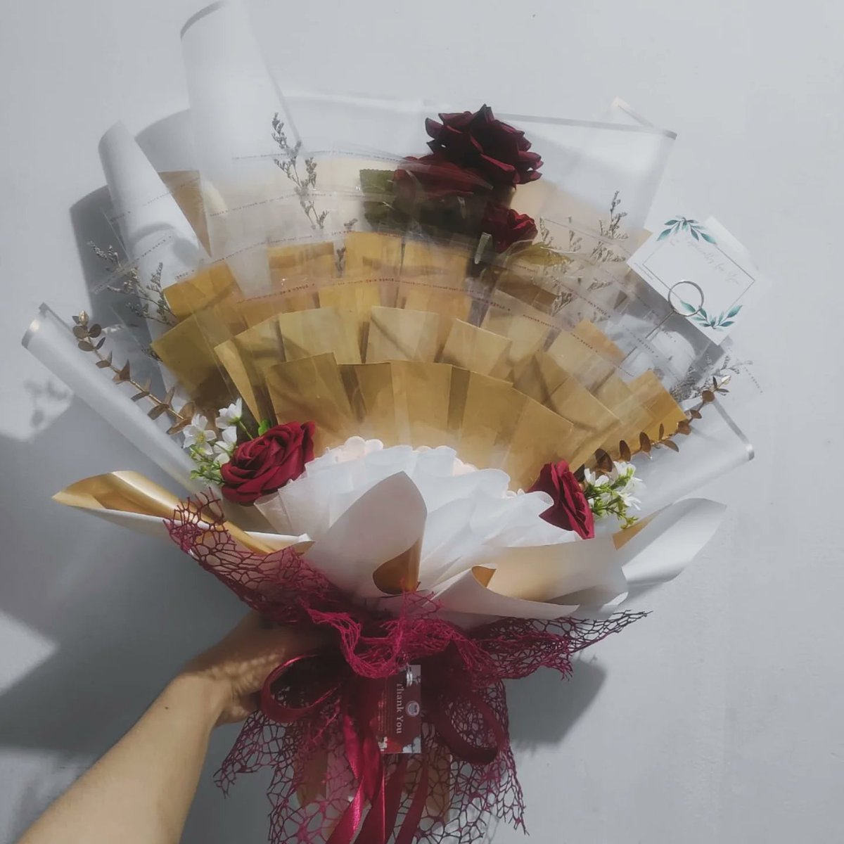 OurstuffID's tweet photo. Buket Uang isi 25 Lembar Premium 

Harga dengan bunga = Rp200.000

#DIY #Seserahan #ulangtahun #kadonatal #hadiah #hariibu #anniversary #graduation #Flowers #buketuang #buketbunga #fypシ https://t.co/QgQv8Jcz7Z