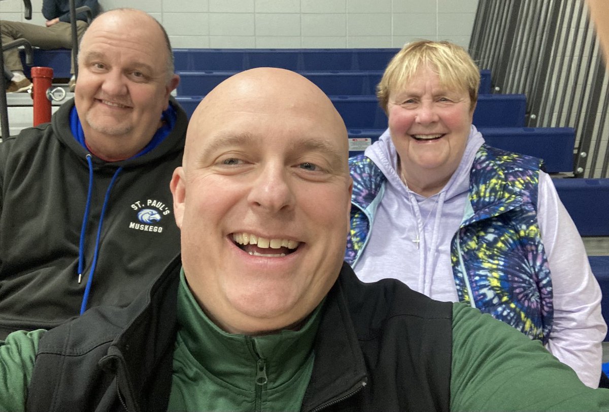 RevShevWLC's tweet photo. Best Thing Today, Dec 16: ⁦@kurtsteffen30⁩ took a little road trip with me to see his sister ⁦@AnnSteffen⁩ , who I call “My Favorite Bus Driver in the World”, as she brought ⁦@WLAbasketball⁩ to ⁦@LutherPrep⁩ for a Monday non-con tilt! #picbeforethestripes https://t.co/9bPw0nGgNE