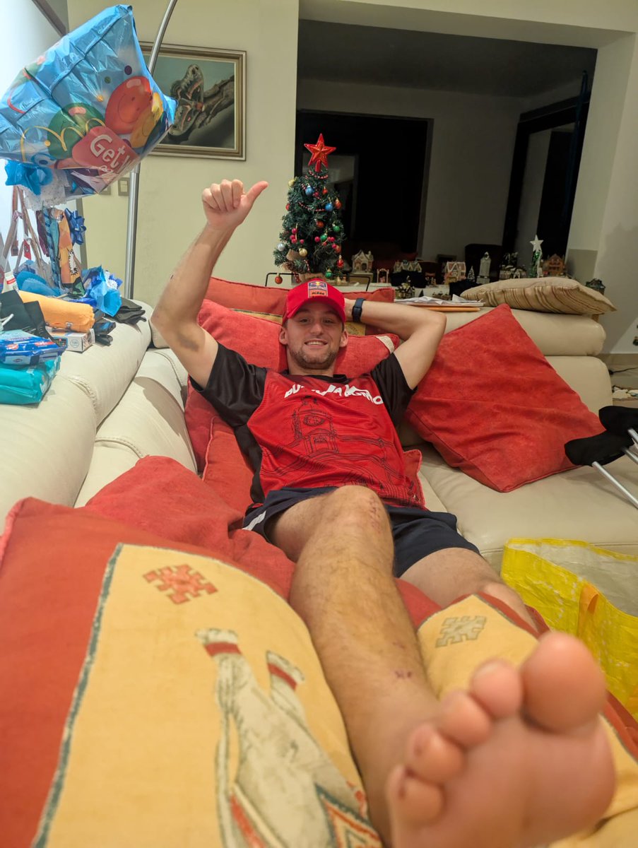 BoeChris93's tweet photo. Un mes de recuperación y solo puedo estar agradecido por estar completo, por haber pensado lo peor y salir solo con un par de metales más. Realmente difícil, pero cada dia mejorando, dando gracias a Dios por todo lo bueno
(Lo siento Ma,  pero se que aquí no las verás) https://t.co/MSFonZ3yXN