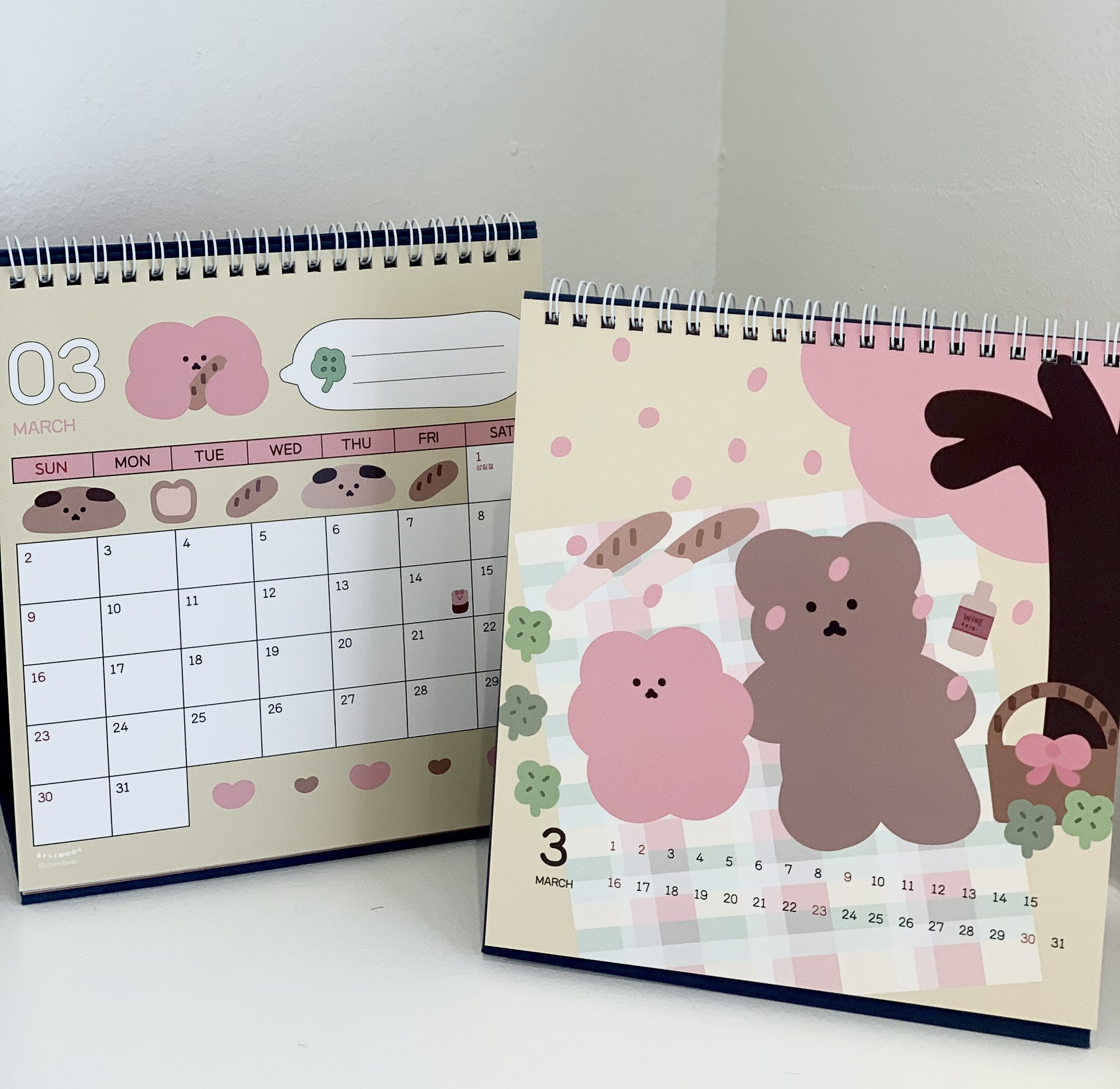 みい❥＊アッシュベージュタイル背景＋ワンちゃんのアクリル表札＊ＵＶ印刷 みい❥様専用＊アッシュベージュタイル背景＋ワンちゃんの