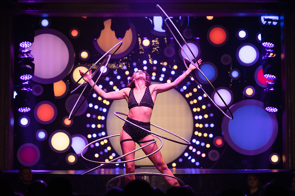 Be transported from a sophisticated French lounge to a pumping nightclub party with the world’s finest acrobatic talent, great tunes, big laughs, lots of skin and more than a few surprises with this brilliant cabaret at Brisbane's newest theatre and bar: mustdobrisbane.com/whats-on/blanc…