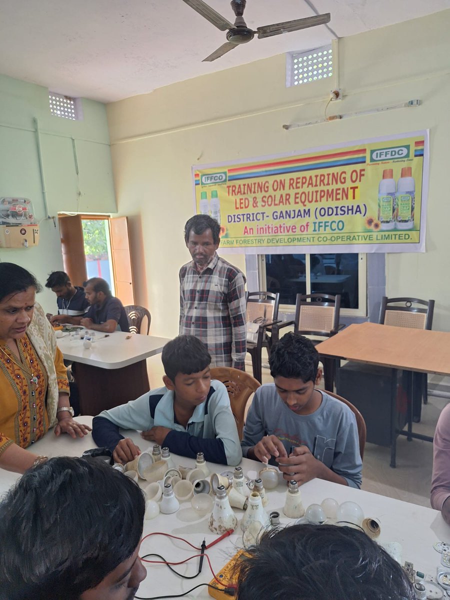 IFFDC_Ltd's tweet photo. Under aegis of IFFCO, Skill Development Training on repairing of LED &amp; Solar equipments organised by IFFDC at Partapur Village Under IFFCO-RLDP Ganjam (Odisha). 20 unemployed youths participating. https://t.co/H41GnHBnwS