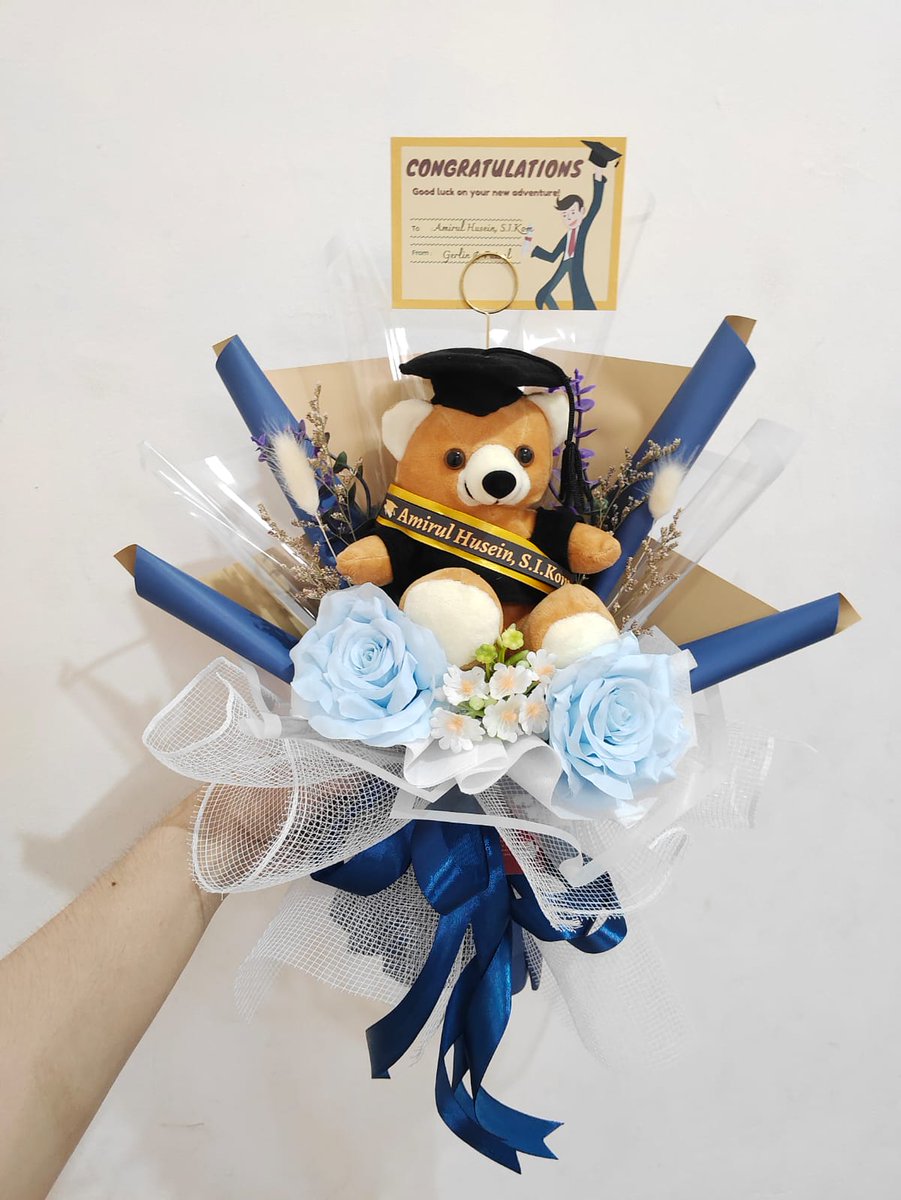 OurstuffID's tweet photo. Buket Boneka Wisuda L Premium - Our Stuff Indonesia

Ukuran : P36XL13XT40
Menggunakan campuran bunga sabun &amp; bunga artificial
Harga: Rp99.000

#fypシ #graduation #Flowers #bunga #buketboneka #buketbunga #DIY #wisuda #bungasabun #bekasi #hadiahwisuda #kadopacar #kadountuksahabat https://t.co/4DyXVHOWg0