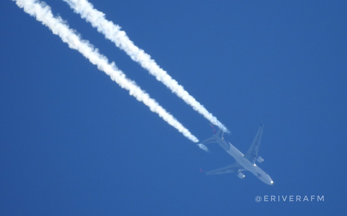 assal_sv's tweet photo. Boeing 767-316(ER)(BCF) de LATAM Cargo cruzando El Salvador.
Fotografía de @eriverafm https://t.co/8xDnLVrY2T