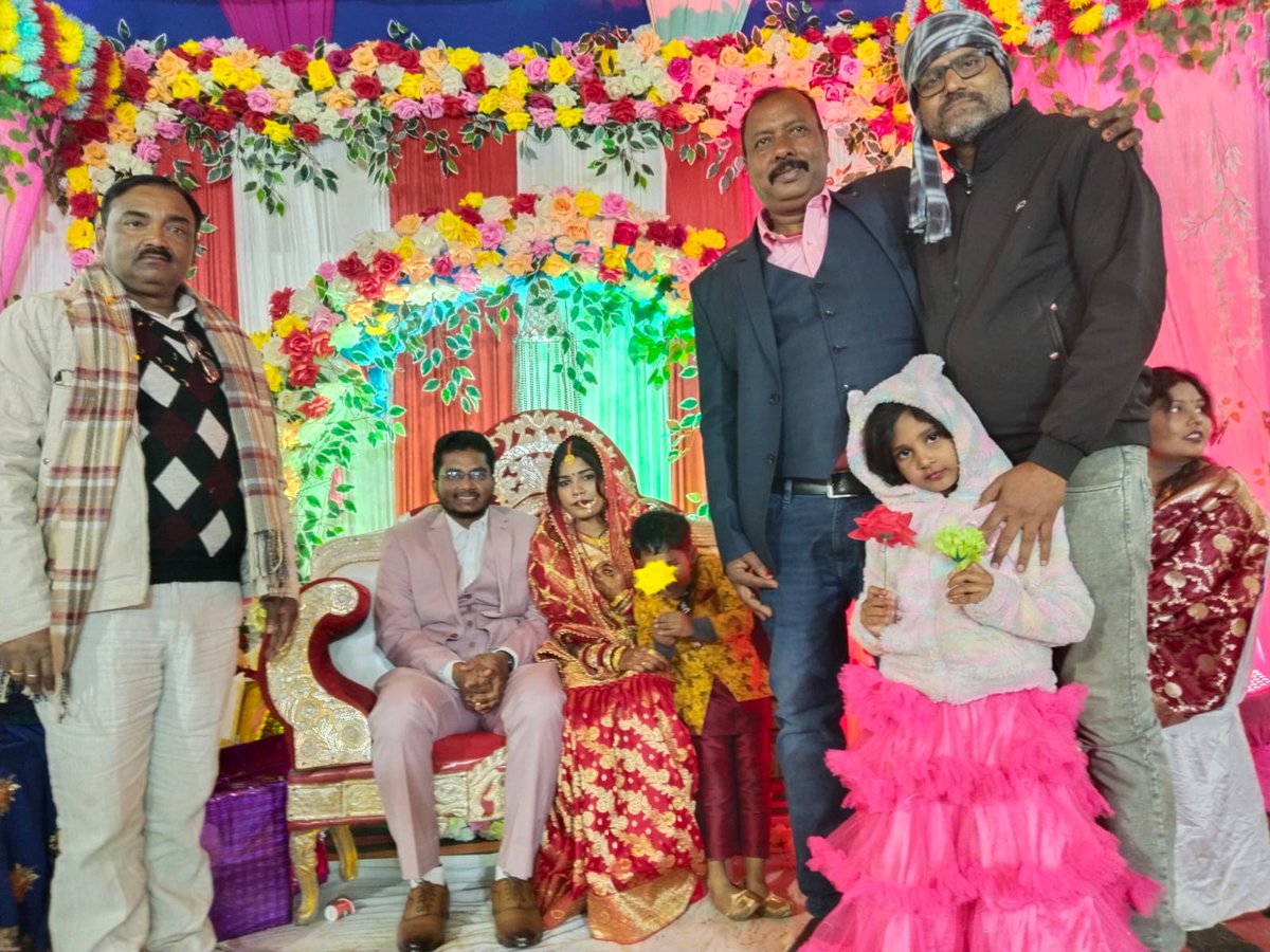deepeshkumar81's tweet image. विभिन्न कार्यक्रम में शामिल।।