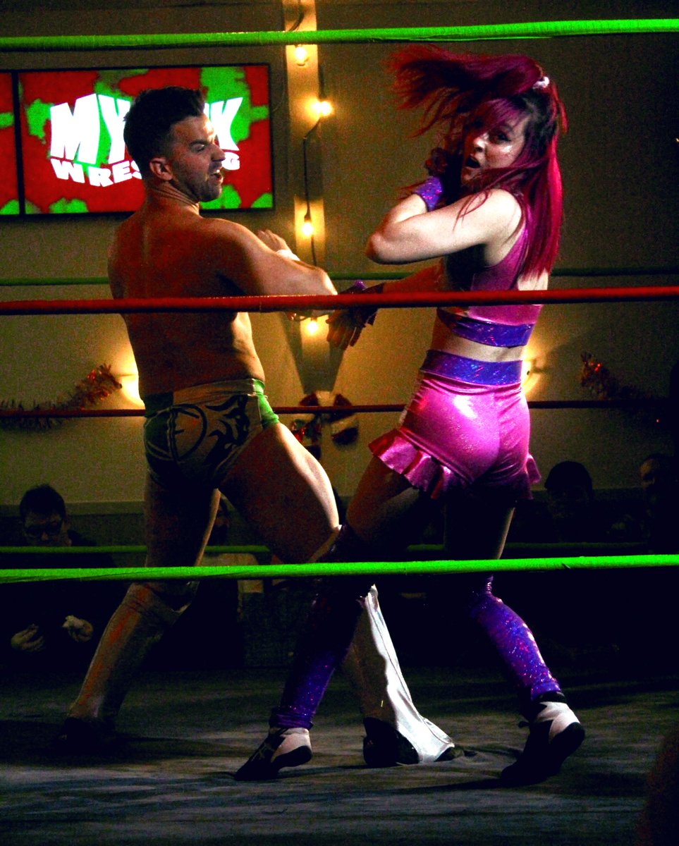BenvanD1's tweet image. #MysteryWrestling12 #wrestling #christmas @MysteryWrestlin