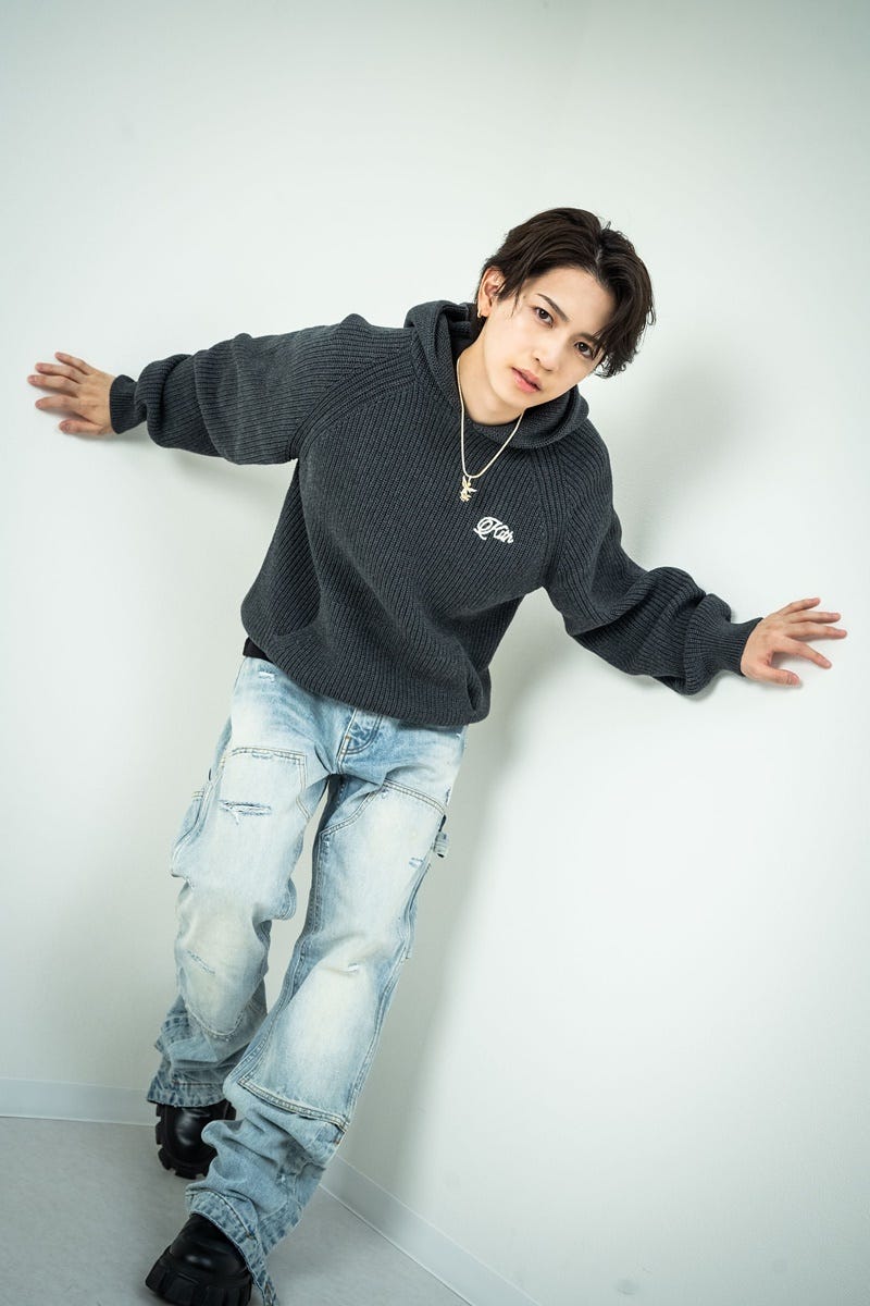 mn_enta's tweet photo. 【インタビュー】岩橋玄樹、LAとの2拠点生活で「精神的に強く」 ソロデビューから3年　今の思いや自身の変化、今後を語る（写真10枚）

#岩橋玄樹 #ImAHero @genki17staff
 https://t.co/owMLuhoOdS https://t.co/YPKp1w77HZ