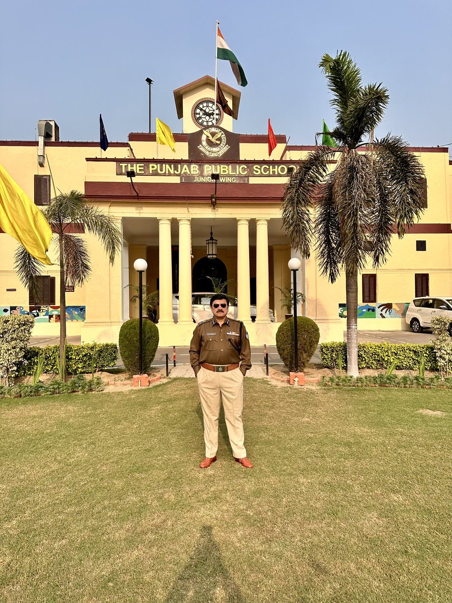 varunkapoor170's tweet photo. Visit session and stay at one of the best boarding schools in Northern India. This is the Punjab Public School earlier called Sainik School. 
@ Nabha, Punjab
#MySessions
#MyTravels
#PPSNabha
#PunjabMyHeart
#cybersecurityawareness
#TravelContinues
#EffortContinues
#varunkapoorips https://t.co/TaiLGBhTwu