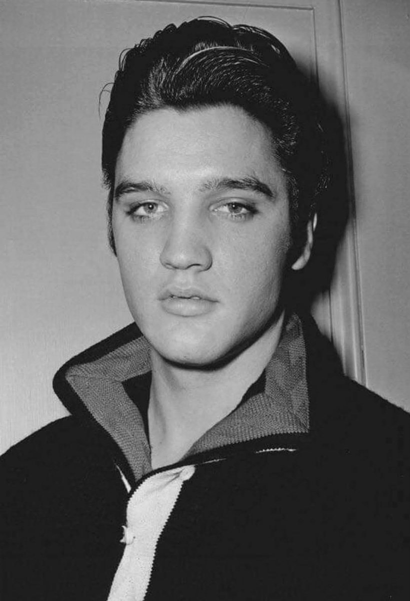 Ed Sullivan show.
#Elvis #Elvis1956 #ElvisPresley #Elvistheking #ElvisHistory #Elvis2024