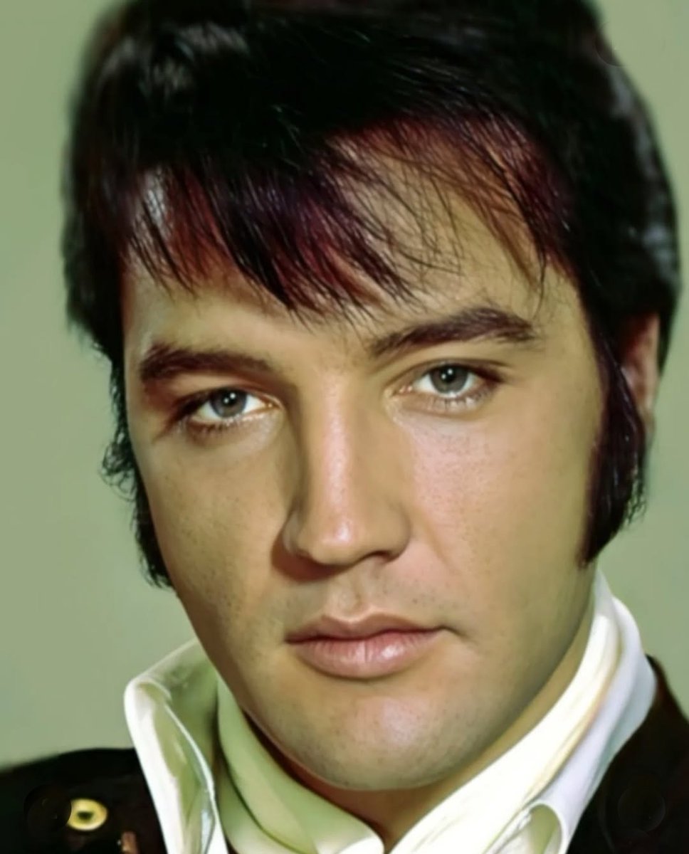 1969 publicity shoot.
#Elvis #Elvis1969 #ElvisPresley #Elvistheking #ElvisHistory #Elvis2024