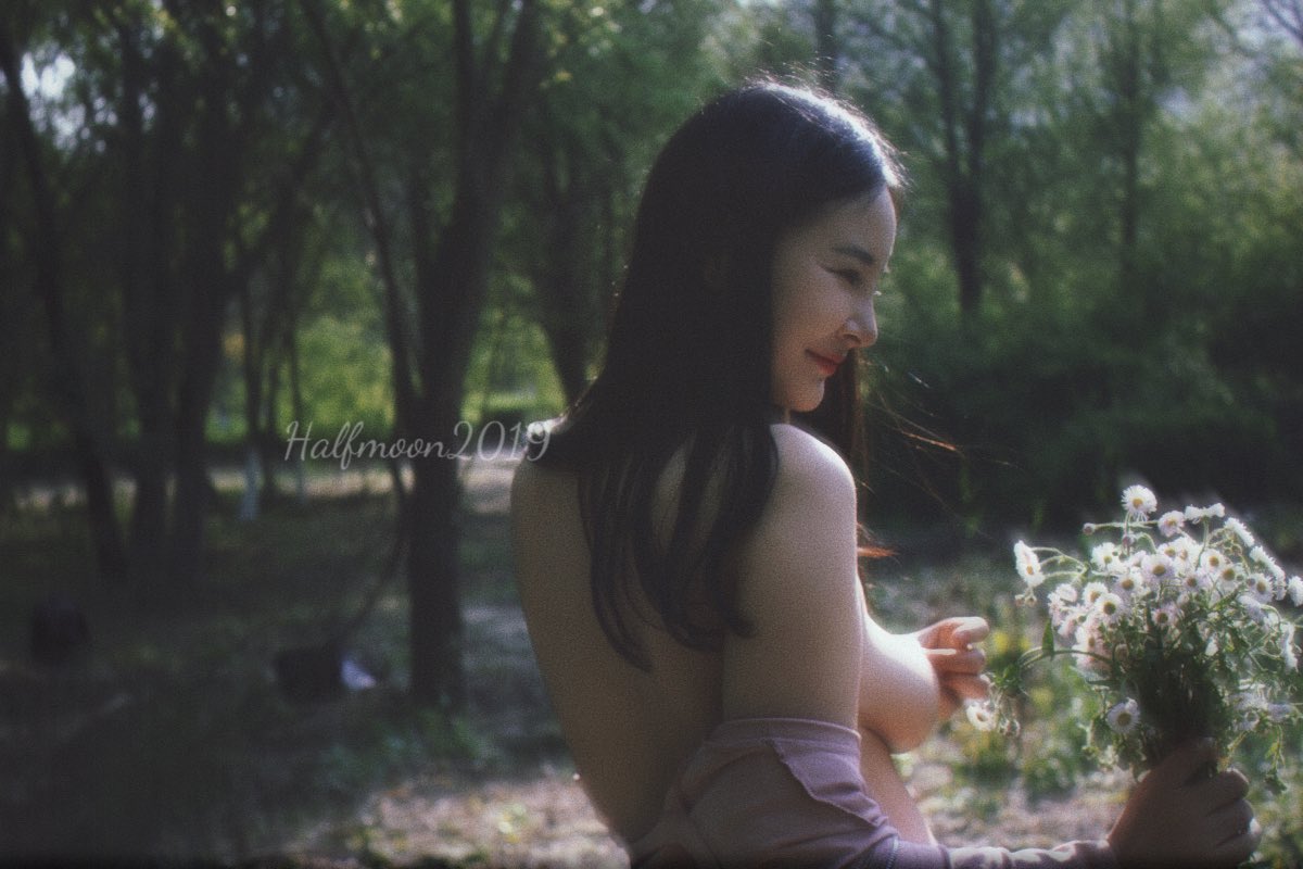 美好阳光
#露出 #露出任务 #露出拍照 #私房摄影 #私房写真 #人体写真 https://t.co/I6kdIsBtl3