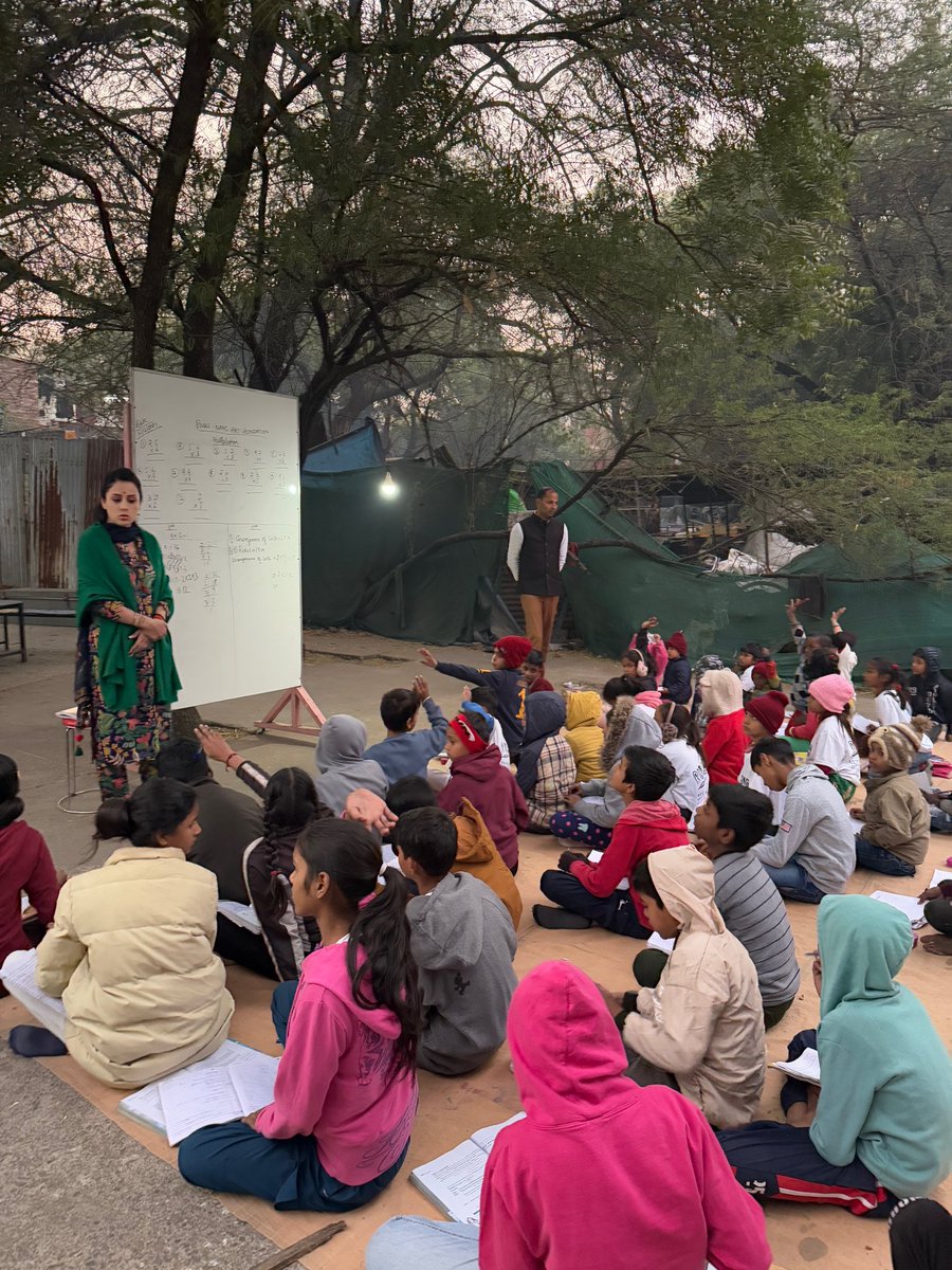 ROUBLENAGI's tweet photo. Quality Education is the key to unlocking a brighter future📚 Let's invest in knowledge, empower our minds & uplift communities. Every step towards learning is a step towards progress.
#RNAF #EducatingThroughArt #EqualityNotCharity #EducationMatters #EmpowerThroughLearning #FutureLeaders #InvestInEducation
@RNAFMUMBAI