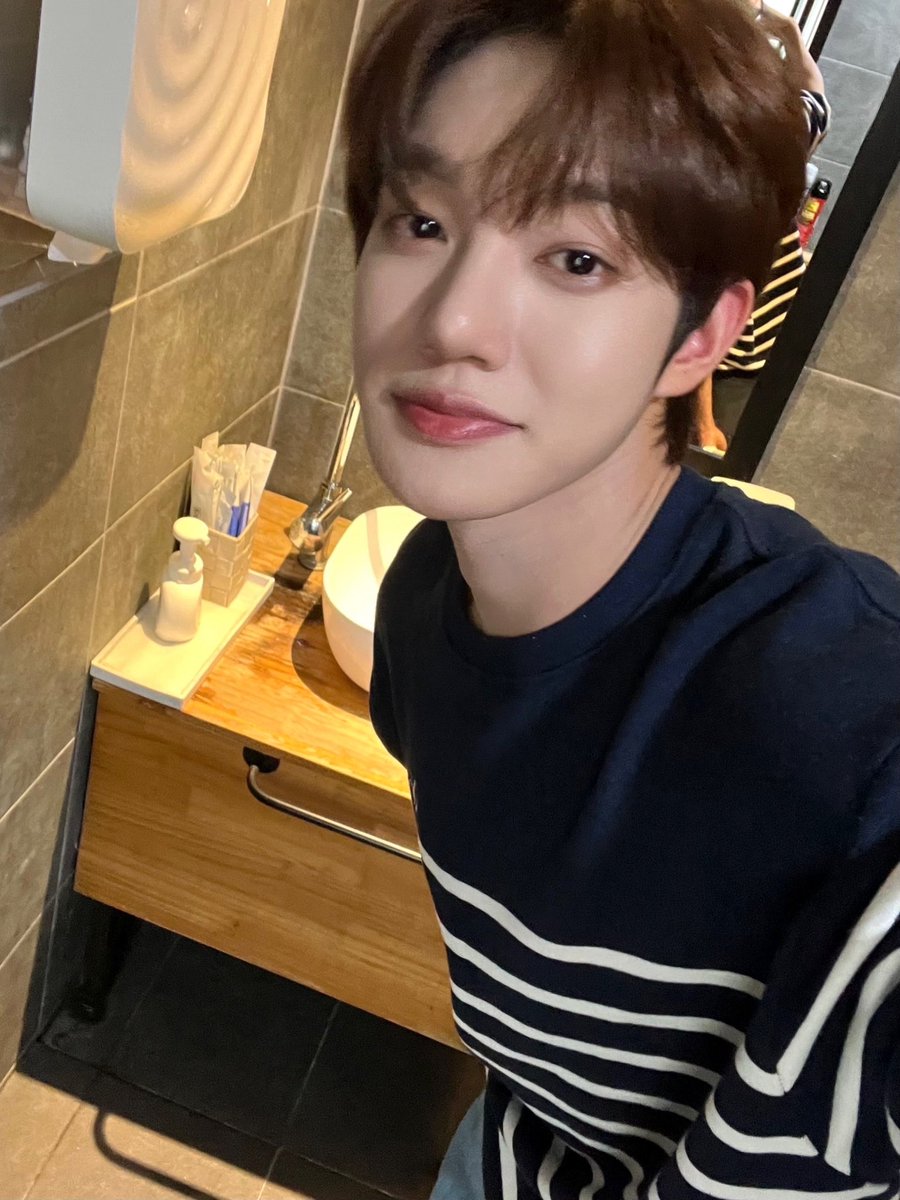 thewind_twt's tweet photo. [#타나톤] 톤 선배⁉️ https://t.co/XBrycZ9FkJ