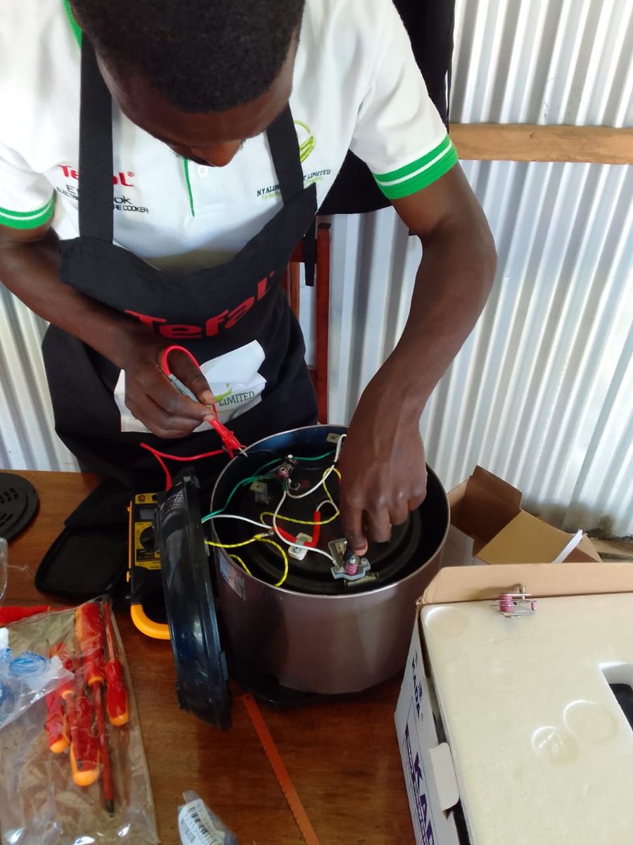 NyaloreImpact's tweet photo. 🌍 Clean Cooking Week in Homabay! 🔧🔥

This week, we are in Homabay for our Clean Cooking Week, focusing on repairs and technical training
Your satisfaction drives us! 💪 

For inquiries or assistance:
📞 Call/WhatsApp: 0703849628

#NyaloreImpact #CleanCookingWeek #Homabay https://t.co/M09nl6xdqA