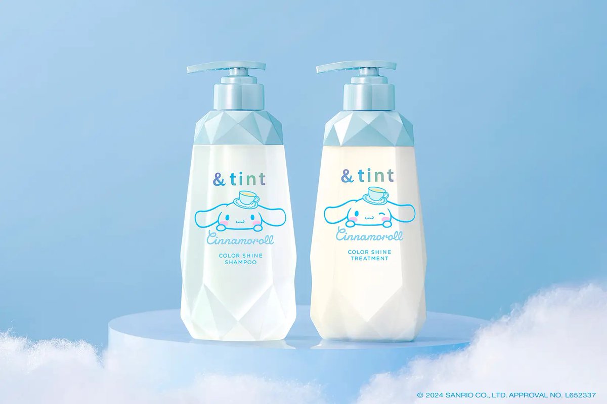 dinette_inc's tweet photo. ヘアカラーの退色抑制と髪の光沢度に着目した&amp;tintからシナモロール限定デザインが🩵爽やかでふんわり甘いジャスミンティーの香りなんだって🥺🎀気になる〜！
🛒アンドティント カラーシャイン シナモロール トリプルセット 3,080円（税込）
📅12月20日より順次発売開始 https://t.co/NYDXZO8q4g