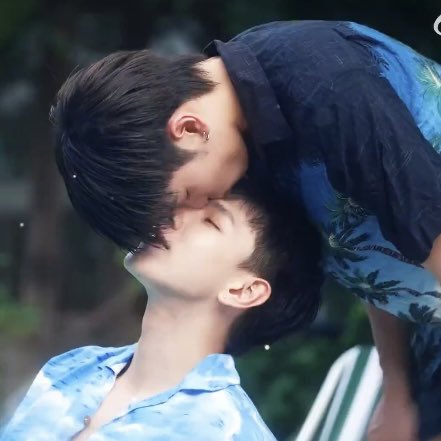 hourly ouroad tweet media