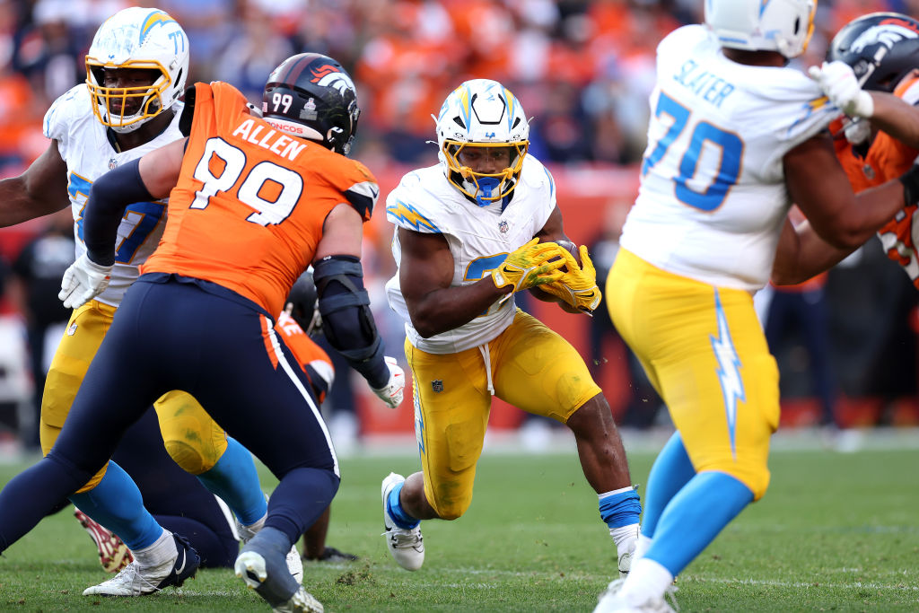 Want to see our NFL Prediction between the Broncos vs Chargers? 🔥

We have you covered at Odds! Click the link below to read now! 🏈

odds.com.au/nfl/news/denve…

#NFL #nfltips #nflfootball #NFL2024 #nflnews #DenverBroncos #denver #LosAngeles #ChargersFootball #losangeleschargers