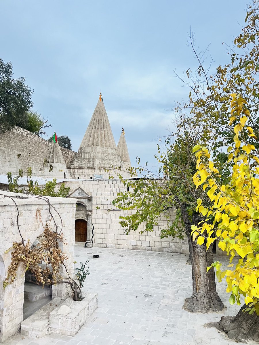 یا خودێ تو رۆژی و دوعایێت مە هەمیان قەبول بکەی🦚🤲🏻
#yazidi #lalish