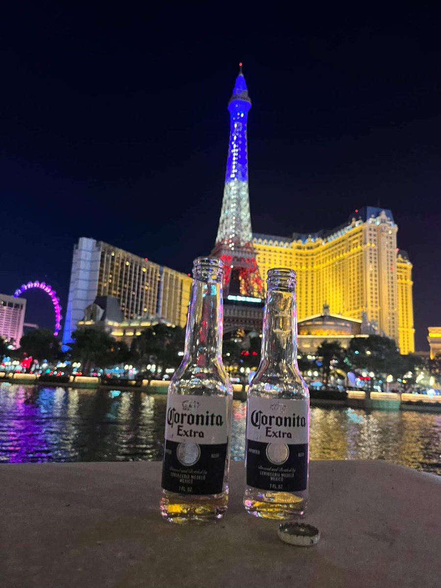 LilBabyTori1's tweet photo. Good night X fam🫶🏽
#mondayflashback #vegas 🌆#mexicanamerican 🇺🇸🇲🇽 https://t.co/z58AHBDXl7