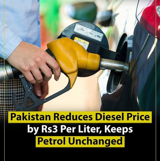 ShabanBangulzai's tweet image. &quot;Diesel price revised to Rs255.38/liter, while petrol stays steady at Rs252.10/liter. A slight relief amid inflation concerns for transport and goods. #PetrolPrices #EconomyUpdate&quot;