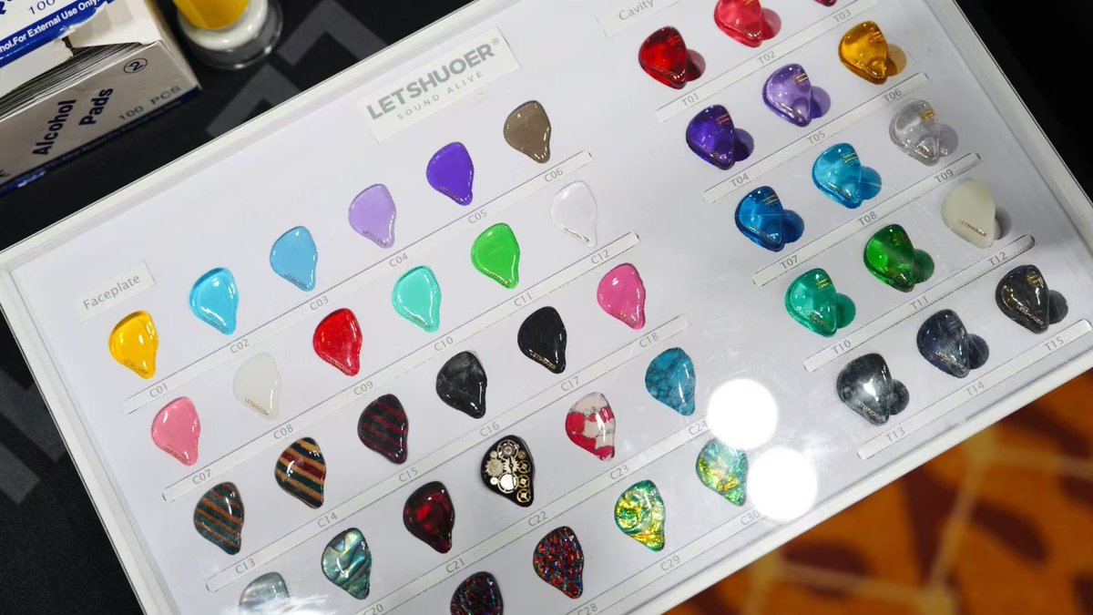 letshuoer's tweet image. We had an amazing time meeting everyone at the Guangzhou Exhibition and Tokyo Exhibition last weekend! 🎉
✨  LETSHUOER is committed to delivering exceptional HIFI audio gears for all audiophile ！🎶
 #letshuoer #earphone #iem #hifi #audiophile #newrelease #audiolover