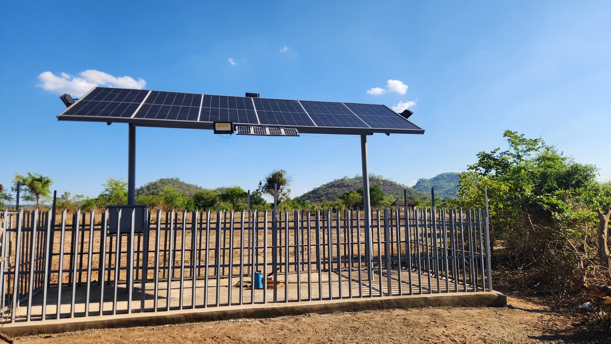 Mwenezi Development Training Centre (@mdtczw) on Twitter photo #Did you know?
We have partnered with <a href="/WFP_Zimbabwe/">WFP Zimbabwe</a> to construct and upgrade community gardens in Masvingo district with
✅ Drip irrigation systems
✅ Charcoal cold rooms
✅ 40,000L steel water reservoirs
✅ Solar-powered boreholes
✅Farm sheds
✅3 -wheeler motorcycles #Did you know?
We have partnered with <a href="/WFP_Zimbabwe/">WFP Zimbabwe</a> to construct and upgrade community gardens in Masvingo district with
✅ Drip irrigation systems
✅ Charcoal cold rooms
✅ 40,000L steel water reservoirs
✅ Solar-powered boreholes
✅Farm sheds
✅3 -wheeler motorcycles