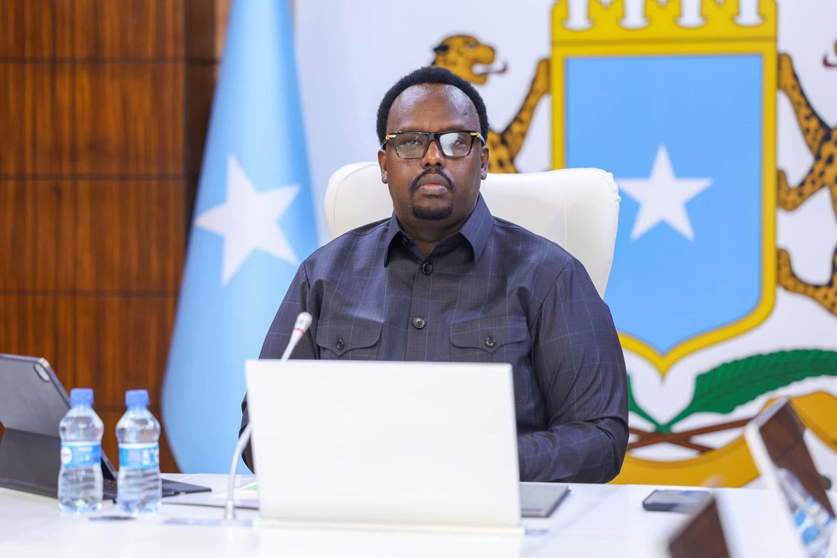 ICRICSomalia's tweet photo. #ICRIC, in collaboration with #OC Constitution and #MoJCA, successfully conducted the second phase of consultative sessions with the #FGSCabinet in Mogadishu. These sessions focused on outcomes from initial consultations on proposed amendments to Chapters 5-9 of the Constitution. https://t.co/G7Xj3Bl6pi