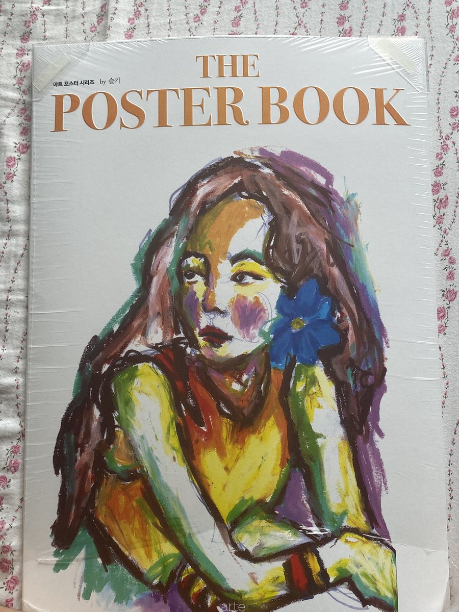 iam_aashley's tweet photo. 💯 พร้อมส่ง 💯 
 The Poster Book by Seulgi ไม่เคยฉีก มีครบทุกรูป 1,100 ลดได้นิดหน่อย 
dm or mention ⭐️
#ตลาดนัดรวว https://t.co/VibvNT9D6T