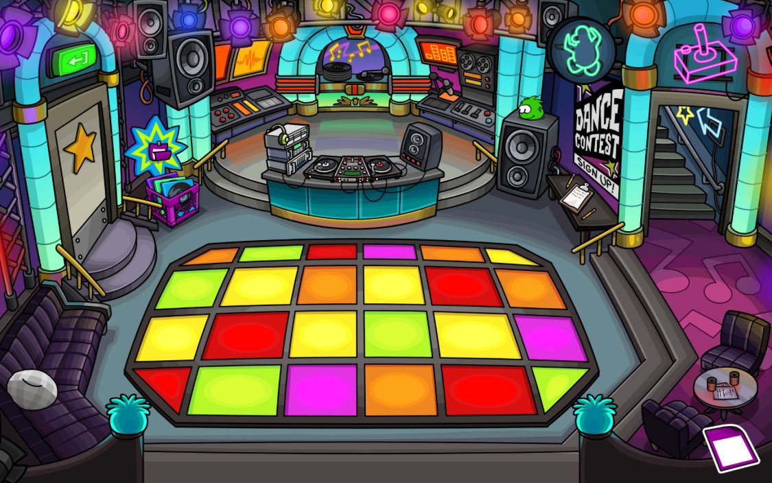 Questying's tweet image. What do you call this room? Night Club or Dance Club (poll below)
