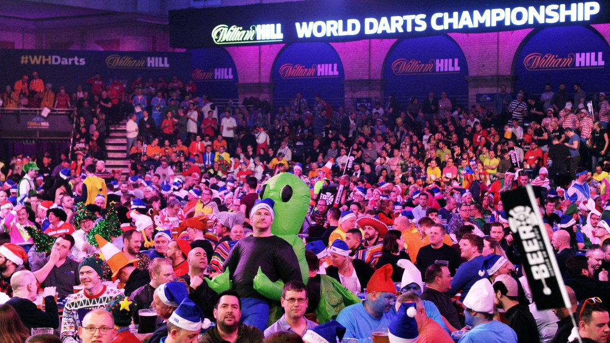 London Calling...

Heute startet die #DartsWM 2025! ♥️🎯