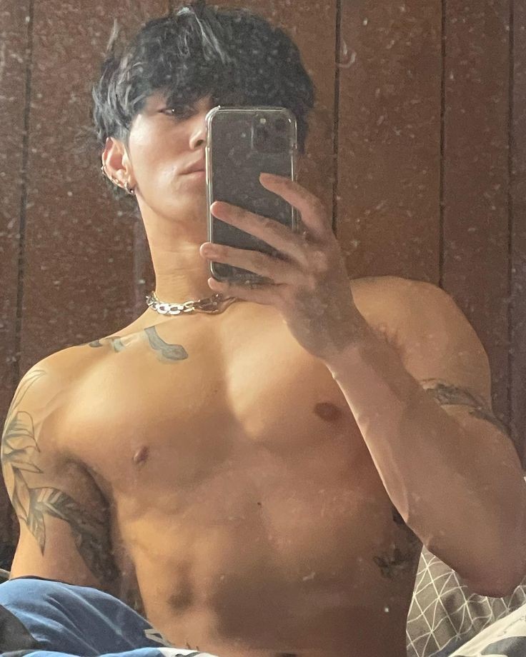 hotboytry's tweet photo. Ahg... ya se que quiero para navidad😻🫦

Ahh...I know what I want for Christmas😻🫦 https://t.co/dx42gXxk8E