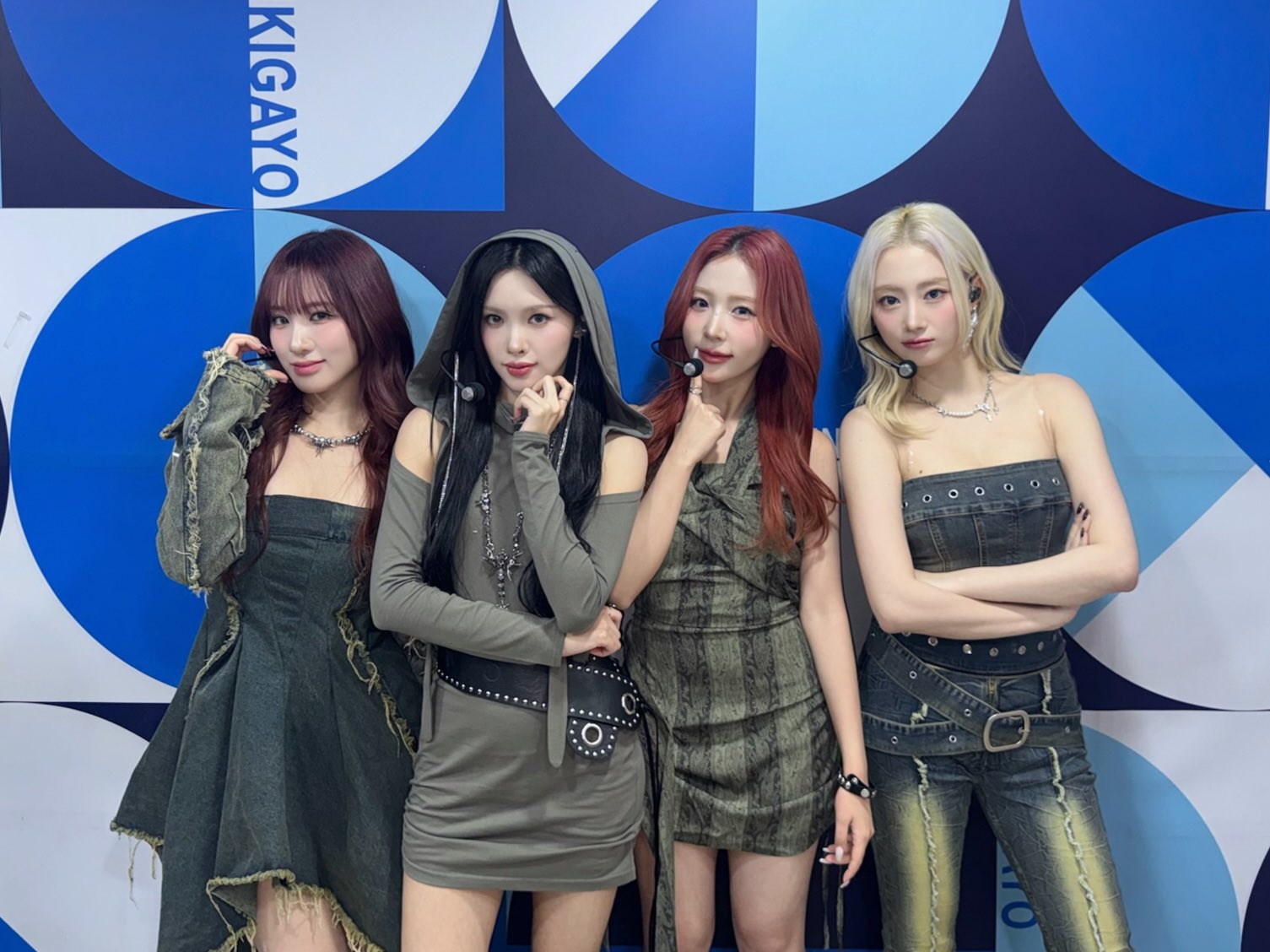 Ge02S5takAA-2Pd?format=jpg&name=large