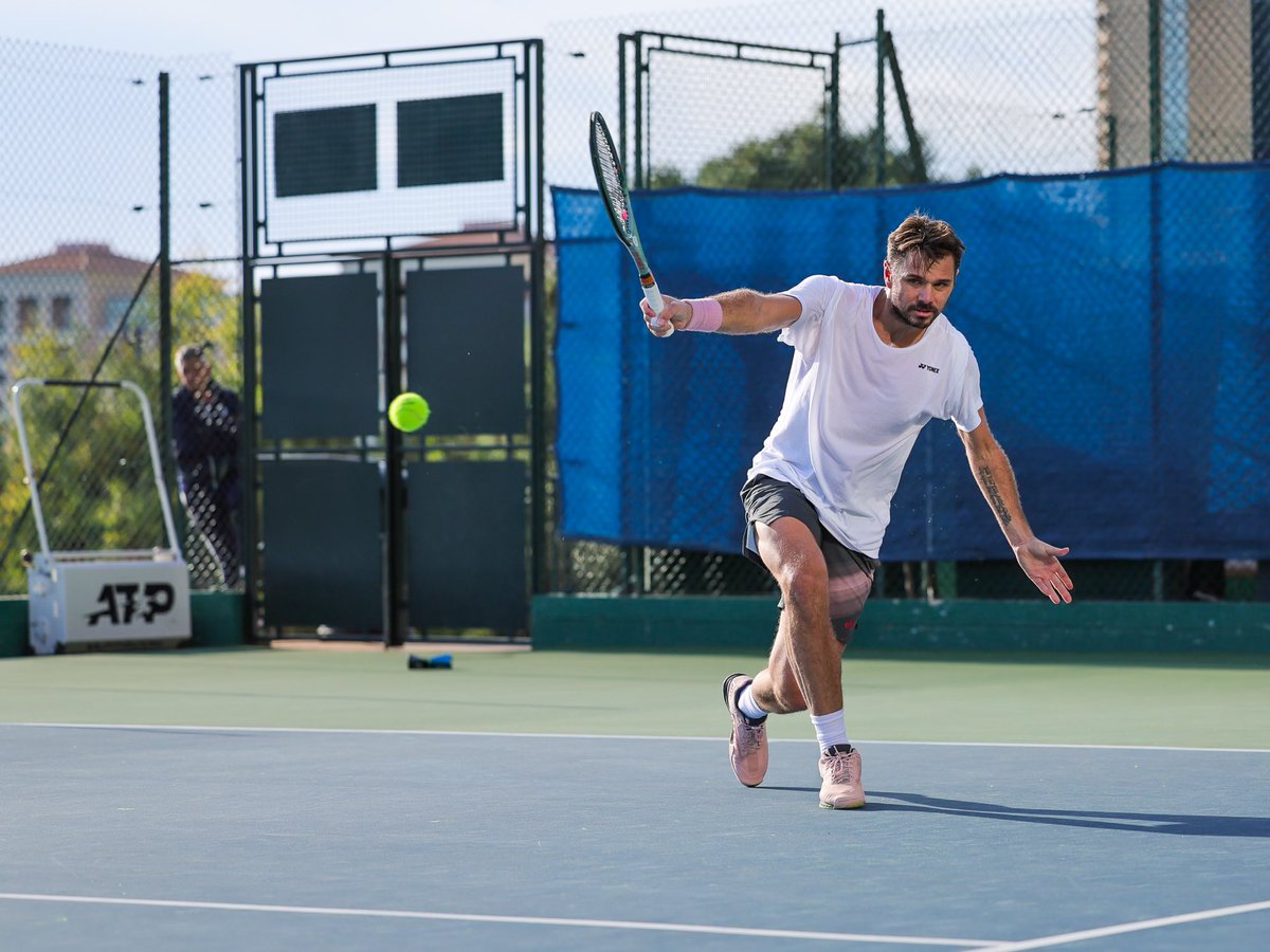 stanwawrinka's tweet image. Building up for another season ♟️🎾⏳🔋🔜2️⃣0️⃣2️⃣5️⃣🙏🏻❤️
#letspush #hardwork #passion #trusttheprocess
