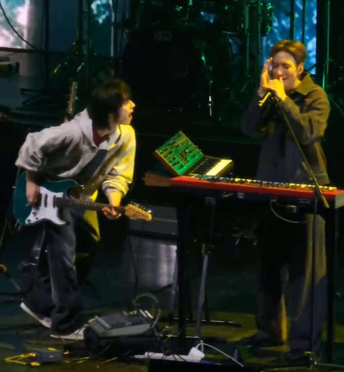 너믜웃기다ㅜㅜ ..