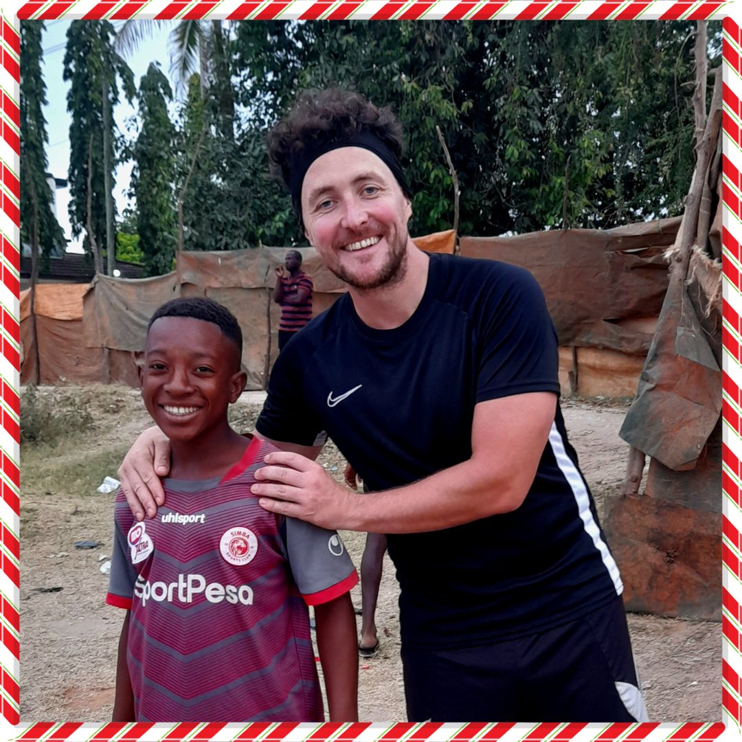 BoltonSch's tweet photo. With over 11,000 Alumni worldwide, Old Boys and Old Girl are a vital part of the Bolton School community, who enrich the lives of both current pupils and fellow Alumni with their voluntary and philanthropic support. 

#12DaysofChristmas #BoltonSchAlumni #BoltonGiving https://t.co/2IvxKEZutx
