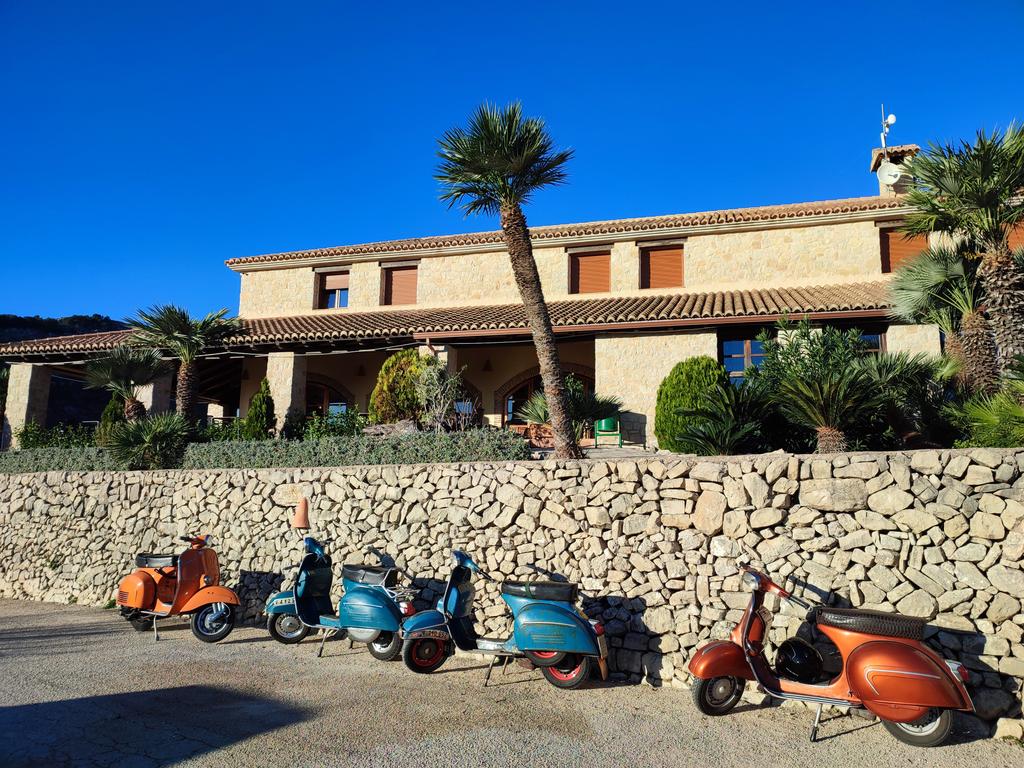 Ací tot es de primera. Inclús pa punar has de posar primera.