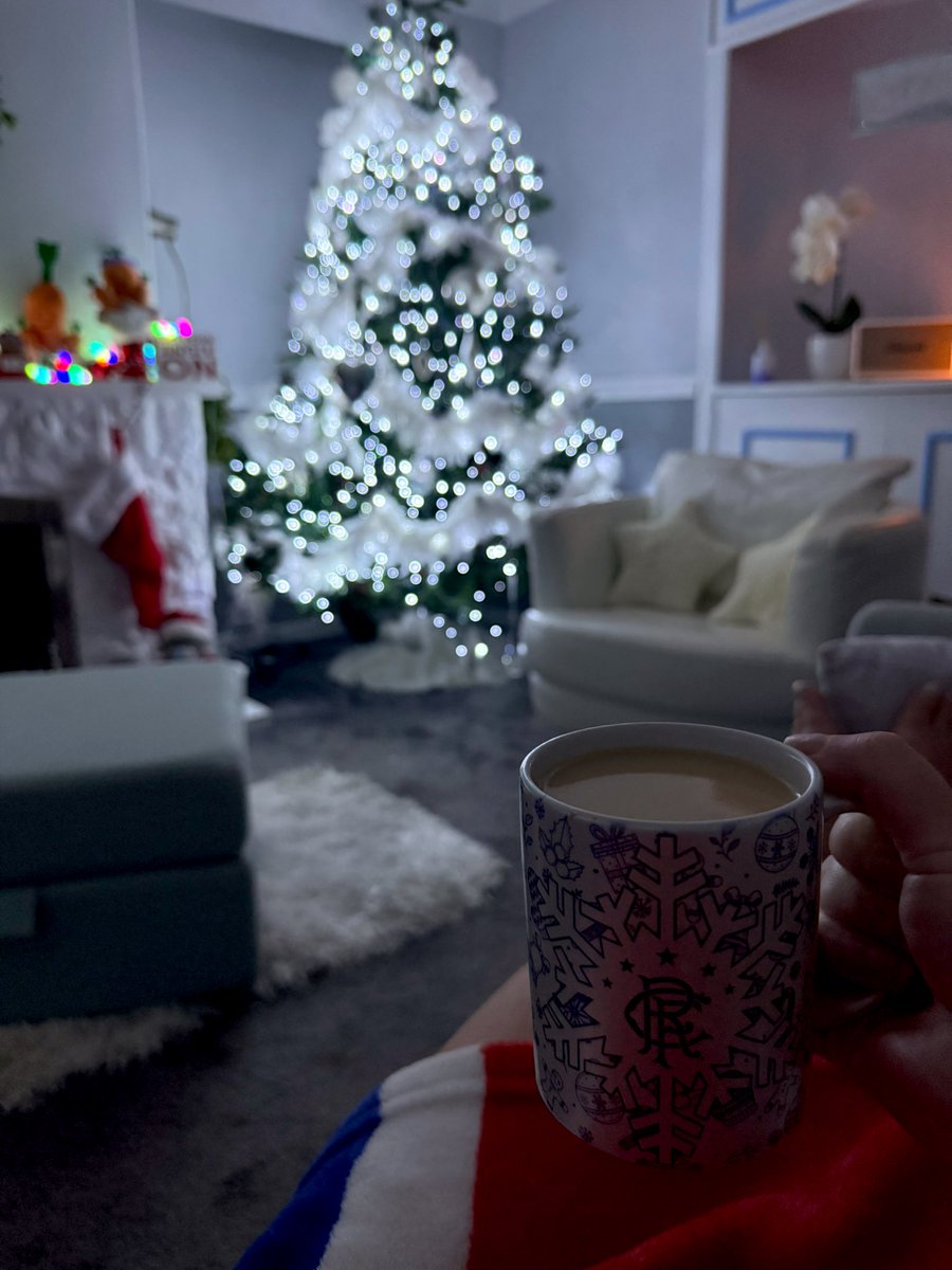 ShineBrightJill's tweet image. Have a Beautiful Sunday everyone… If you haven’t got the #BattleFever on there’s something far wrong! 👊🏼 #WATP ❤️🤍💙 #FollowFollow 🏴󠁧󠁢󠁳󠁣󠁴󠁿🇬🇧 #NoSurrender 💪🏼