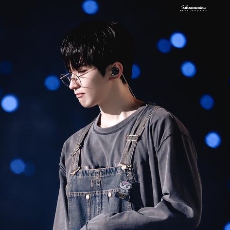 o_owcj's tweet photo. 멜빵 워누 느좋임 진ㅉ ㅏ https://t.co/4thDeQ8M8D