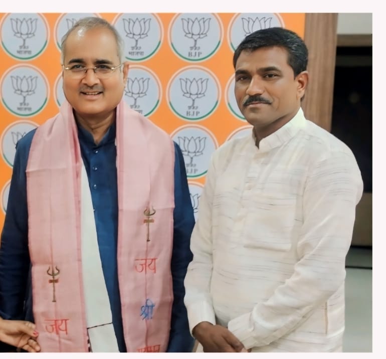 राजगढ़ जिले के लोकप्रिय सांसद श्रीमान रोडमल नागर जी को जन्मदिन की हार्दिक-हार्दिक बधाई शुभकामनाएं