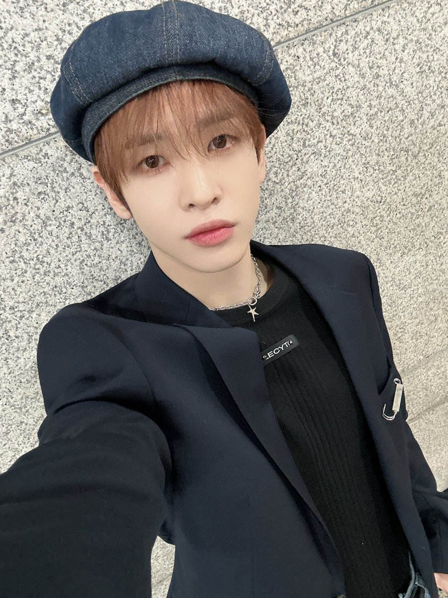 배경화면 선물~~ 😙🎁💝
#앨런