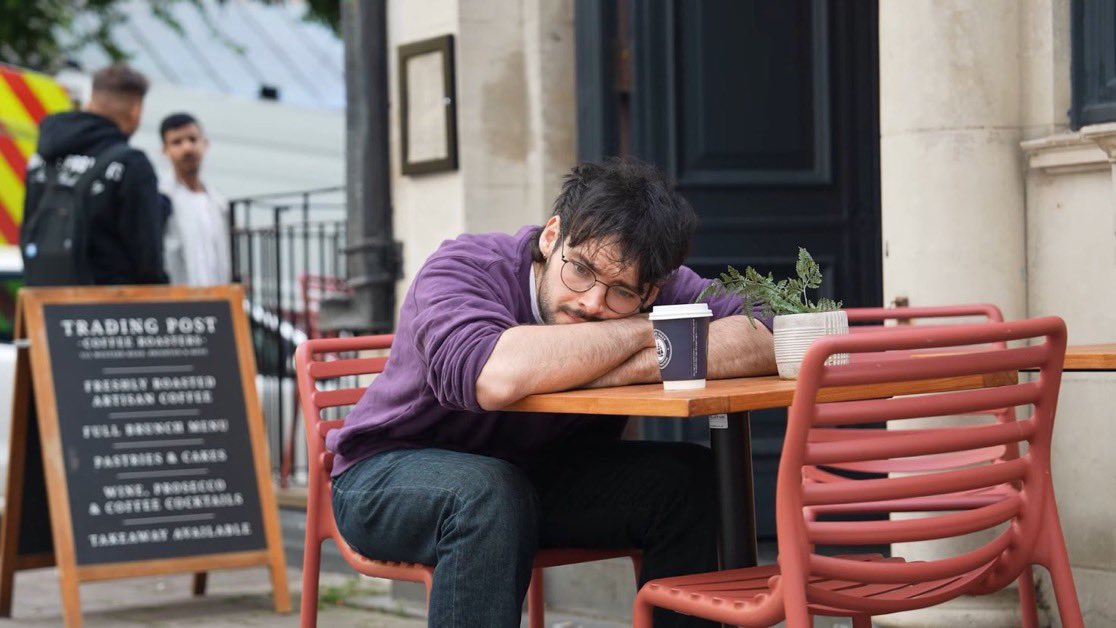 Kofiiren's tweet photo. Me waiting on James to release JM2 https://t.co/IzsUqGJTvD