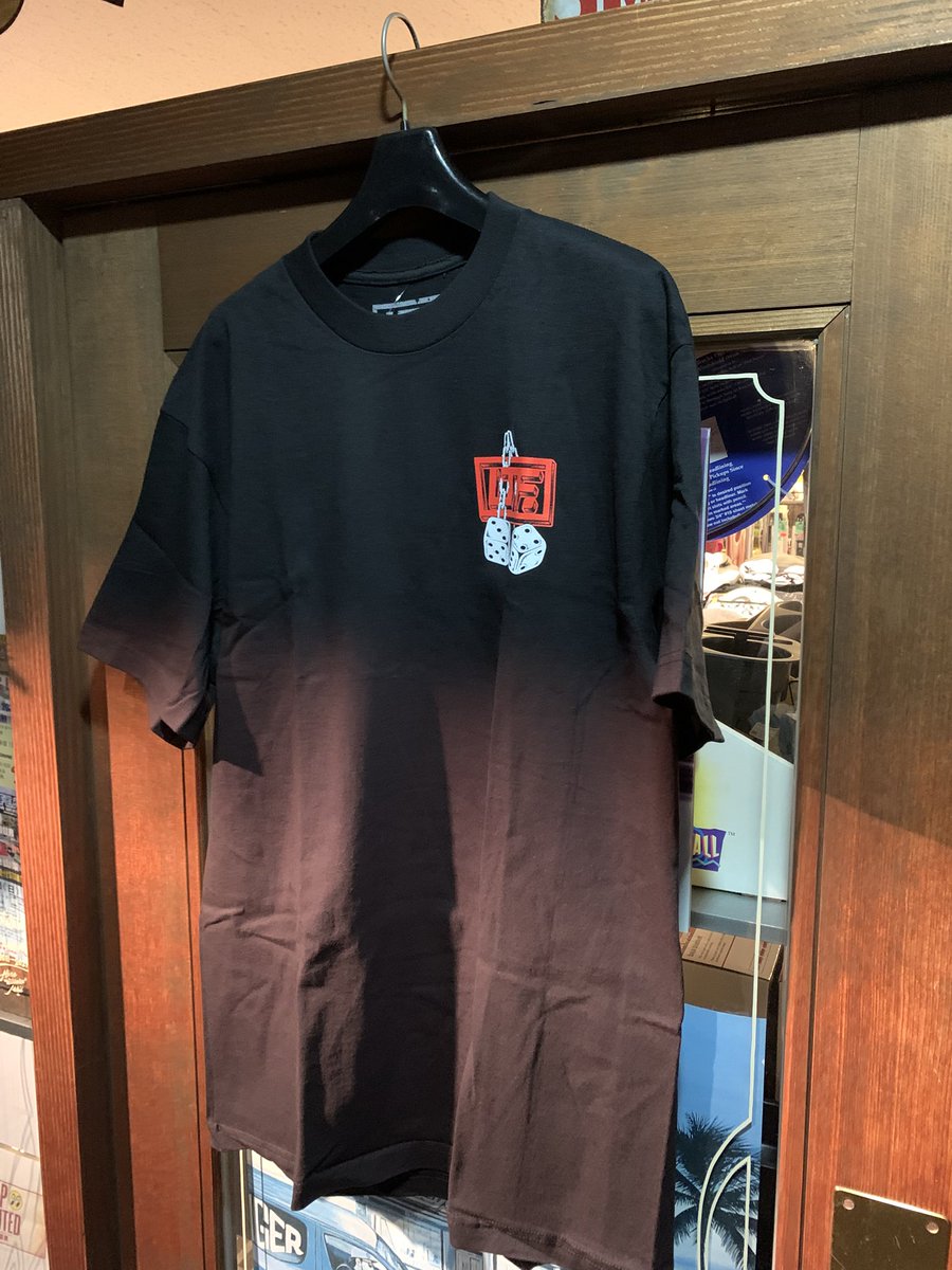 tsumikun's tweet photo. こんばんは(^^) 本日日曜日も、夜8時まで営業しとりますのでお気軽にお越しください。
そして、明日月曜日は、フープティ定休日となりますのでお休みです。
NEW T-shirt size L ¥5,280\ea 税込
#LEARNTOFORGET #HOOPTIE https://t.co/5NSHfYWCSU