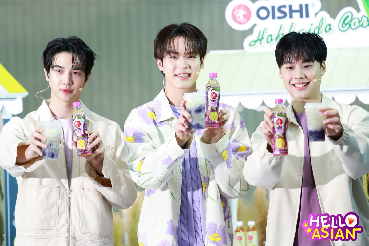 Hello_asian's tweet photo. เครื่องดื่มพร้อมทาน สุดหล่อพร้อมเสริฟคับ!☺️

#โออิชิกรีนที
#OishixMchoiceFanDay2024
#maxky_rp
#PingKrittanun
#pisitpol_j
#OishiHokkaidoCorn #OishiHoneyLemon #OishiKyoho #แจกเมนูเฟรชสูตรไม่ลับจากโออิชิก��ีนที #โออิชิกรีนที #Oishi
#MchoiceArtist #MchoiceFanDay2024🎡🎉 https://t.co/vOw3rIOMJs