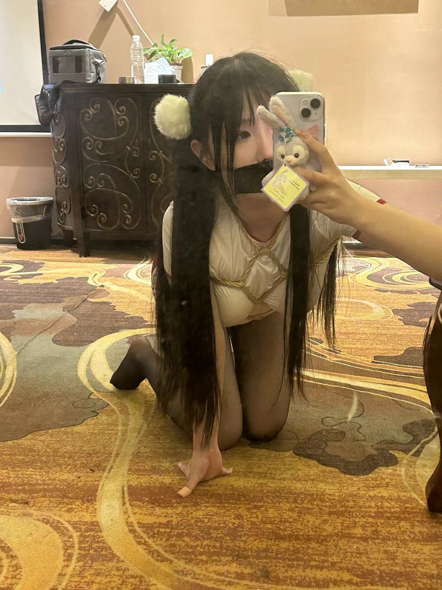 上海，全国🉑🈳
160-90-D 04
❤️上海高颜值COSER上新！超绝美小巧脸型+天然精致五官，身材却是一级棒，少女柔嫩香软的胴体，令人只想要沉醉其中，尽情为她灌满自己的精华❤️
🌹看照门槛88，支付宝口令红包，不能接受勿扰🌹
Q:3316809946
tg:https://t.co/1npQodFytf
tg选妃频道:https://t.co/ljPcHnvm2W https://t.co/rzs1lel3Sy