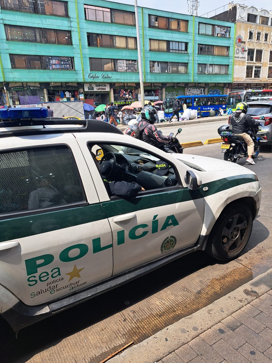 Galán is flooding the centre with over three hundred extra police for the Xmas holidays.

Will it work, and why's he doing it? Find out more here:

thebogotapost.com/christmas-crim…