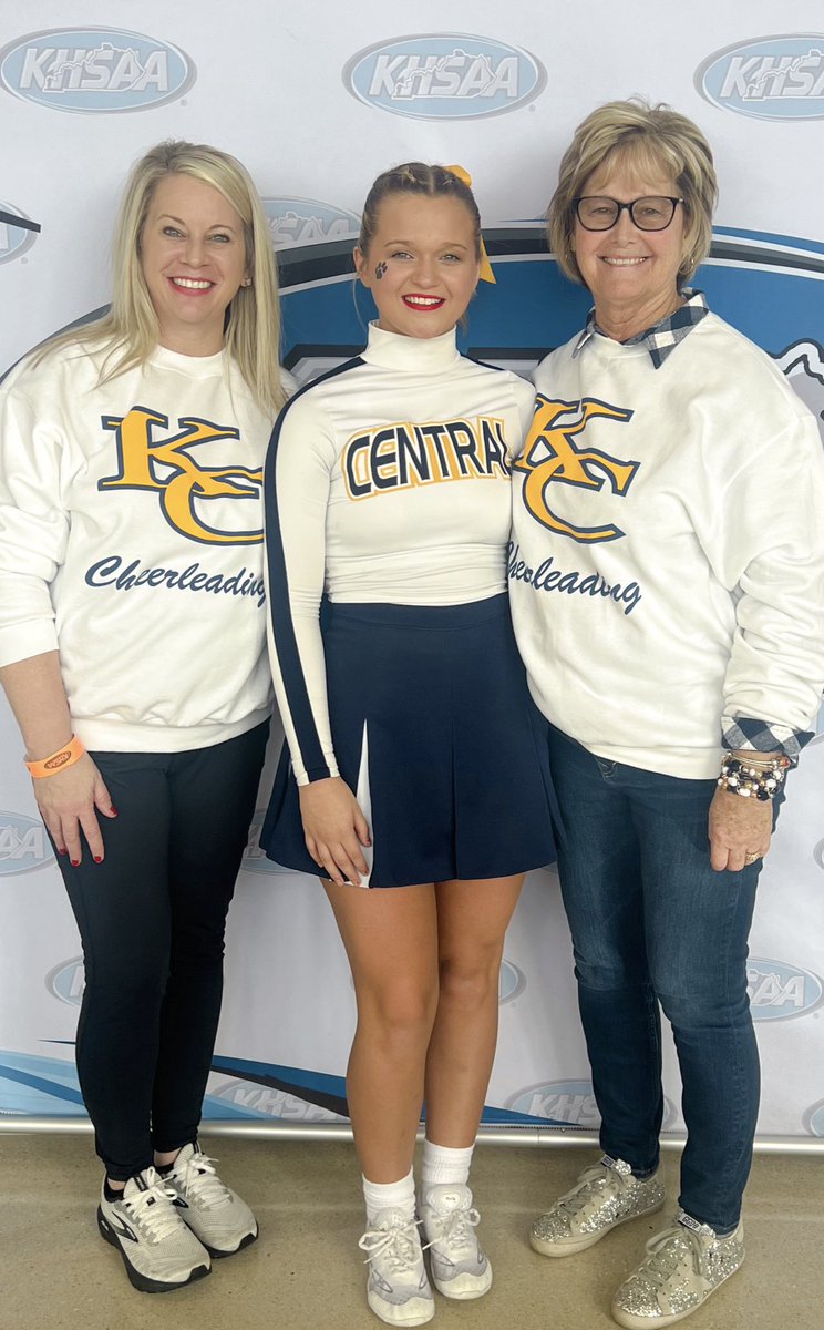 Becky75C's tweet photo. Great day for my niece and  KCHS Cheer!  State Champions! 💛💙 https://t.co/4RqOuyAdJu