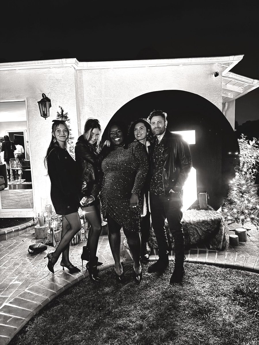 ⚡️⚡️⚡️
<a href="/eleanorfilms/">Eleanor</a>